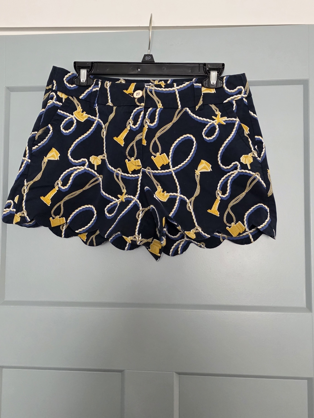 ​Crown & Ivy Shelby Shorts 8P Navy Nautical Scallop Hem Preppy Coastal Petite